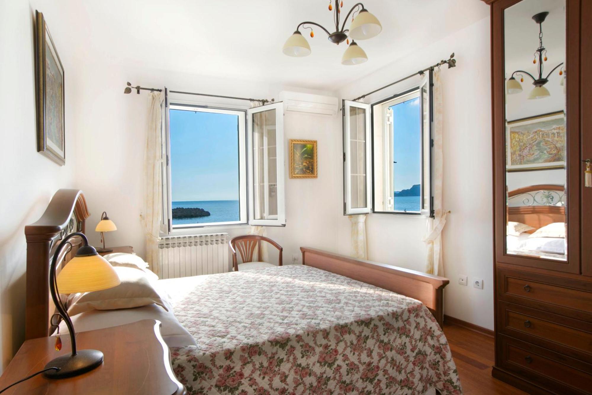 Royal Holiday Apartments Sveti Stefan Exterior foto