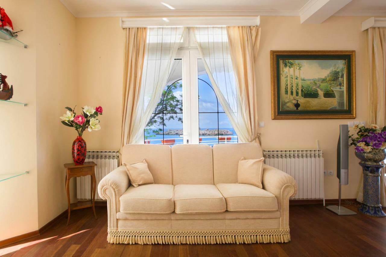 Royal Holiday Apartments Sveti Stefan Exterior foto