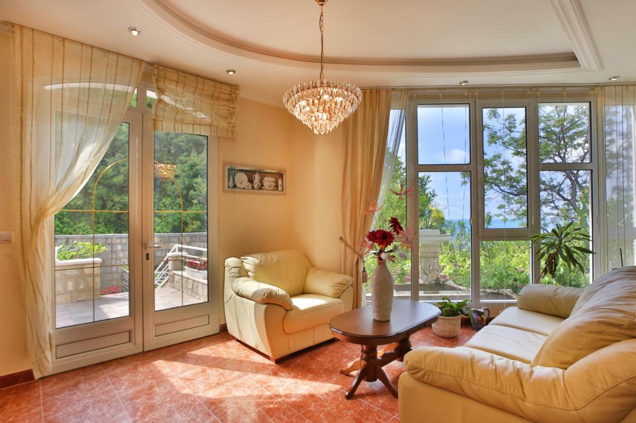 Royal Holiday Apartments Sveti Stefan Exterior foto
